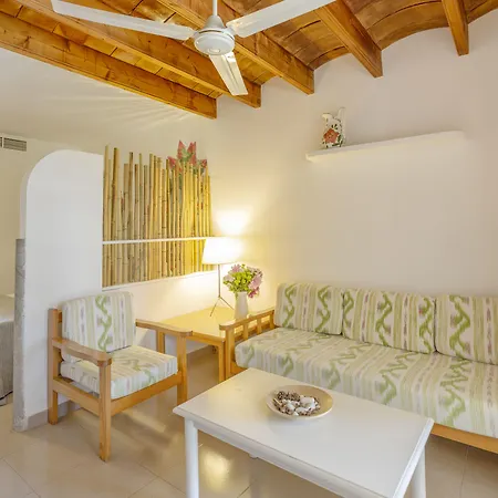 Es Baulo Petit 4*