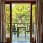 Apart-hotel Es Baulo Petit 4*