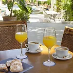 Apart-hotel Es Baulo Petit 4*