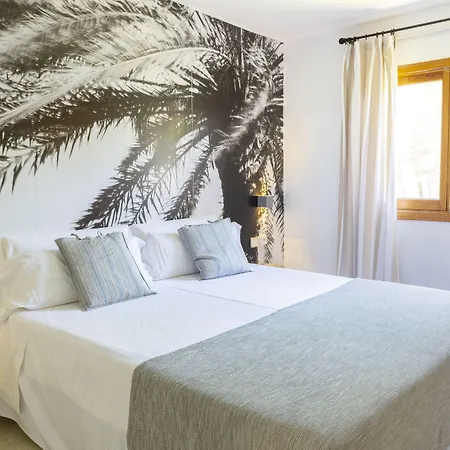 Es Baulo Petit 4* Кан Пикафорт