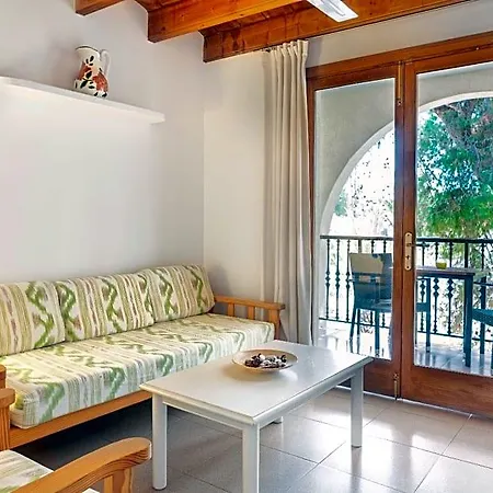 Es Baulo Petit Apart-hotel