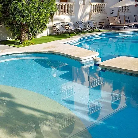 Es Baulo Petit Apart-hotel