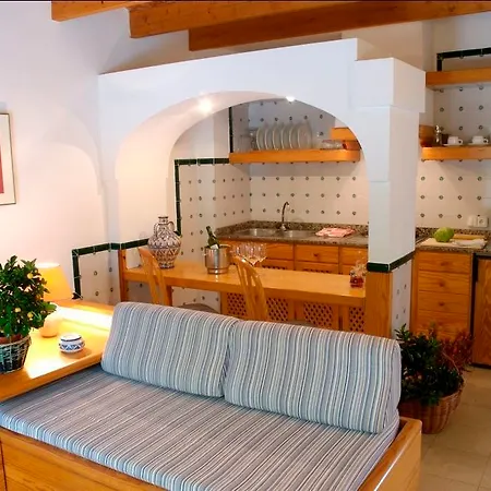 Es Baulo Petit Apartmanhotel