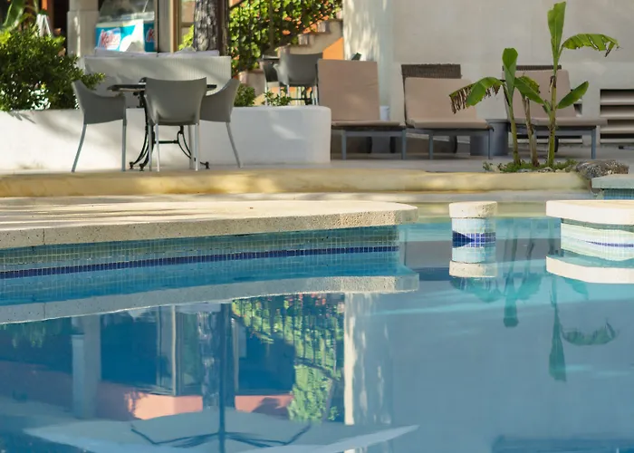 Es Baulo Petit Aparthotel