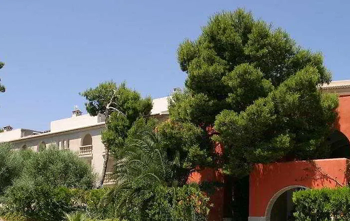 Ξενοδοχείο με διαμερίσματα Es Baulo Petit